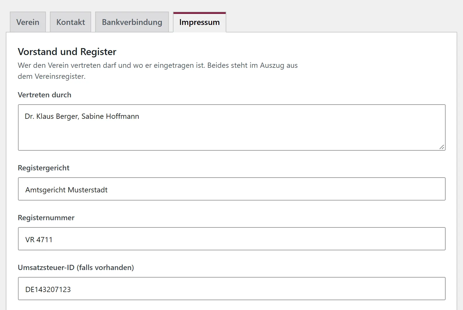 Der Reiter „Impressum“ der Vereinsdaten. Der Abschnitt „Vorstand und Register“ hat die Felder „Vertreten durch“, „Registergericht“, „Registernummer“ und „Umsatzsteuer-ID (falls vorhanden)“.