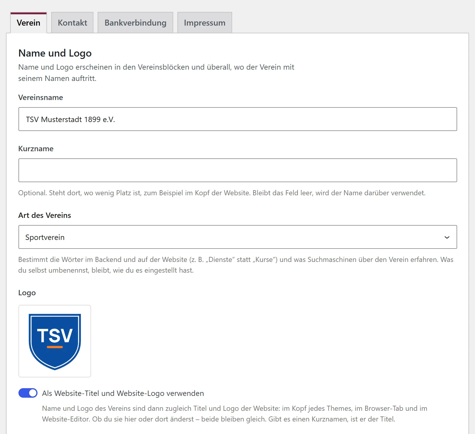 Der Reiter „Verein“ der Vereinsdaten. Der Abschnitt „Name und Logo“ hat die Felder „Vereinsname“ und „Kurzname“, dann „Art des Vereins“ als Auswahlfeld mit „Sportverein“ und einem Hilfetext, darunter das „Logo“ und einen Schalter „Als Website-Titel und Website-Logo verwenden“.